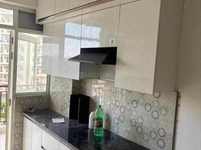 2 BHK Apartment in Sector 76 for rent Gurgaon. The reference number is 20298544