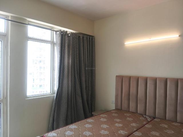 2 BHK Apartment in Sector 76 for rent Gurgaon. The reference number is 20298867