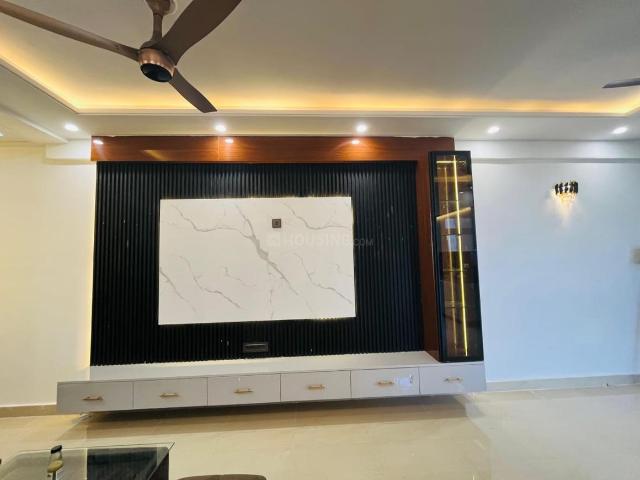 2 BHK Apartment in Sector 76 for rent Gurgaon. The reference number is 20303182