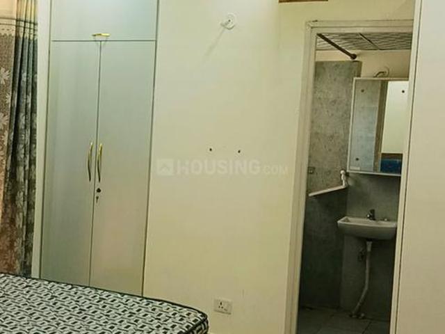 2 BHK Apartment in Sector 76 for rent Gurgaon. The reference number is 20307081
