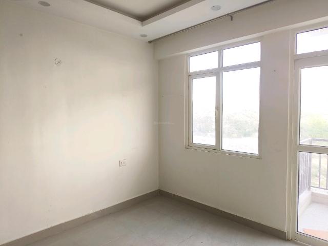 2 BHK Apartment in Sector 76 for rent Gurgaon. The reference number is 20345411