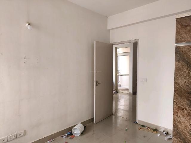 2 BHK Apartment in Sector 76 for rent Gurgaon. The reference number is 20345858