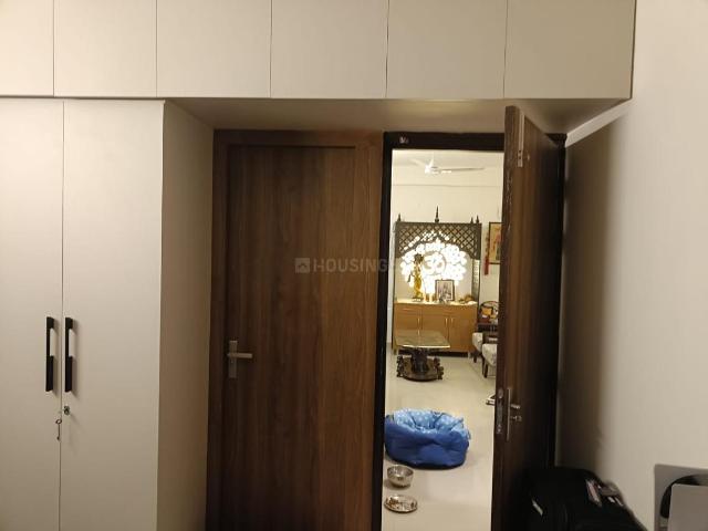 2 BHK Apartment in Sector 76 for rent Gurgaon. The reference number is 20364603