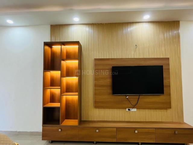 2 BHK Apartment in Sector 76 for resale Gurgaon. The reference number is 19476919
