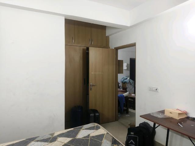 2 BHK Apartment in Sector 76 for resale Gurgaon. The reference number is 20346611