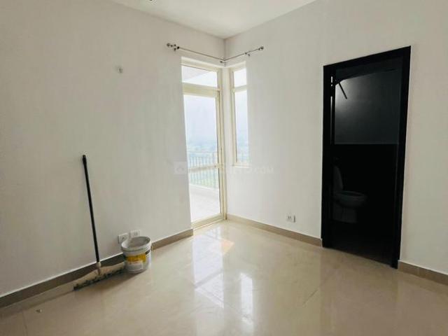 2 BHK Apartment in Sector 76 for resale Gurgaon. The reference number is 20315858
