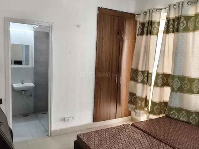2 BHK Apartment in Sector 76 for resale Gurgaon. The reference number is 20420560
