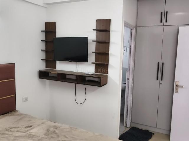 2 BHK Apartment in Sector 76 for resale Gurgaon. The reference number is 20420649