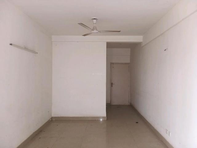 2 BHK Apartment in Sector 76 for resale Gurgaon. The reference number is 20869187