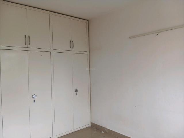2 BHK Apartment in Sector 76 for resale Gurgaon. The reference number is 20869113