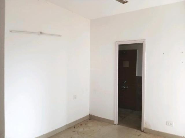 2 BHK Apartment in Sector 76 for resale Gurgaon. The reference number is 20869203
