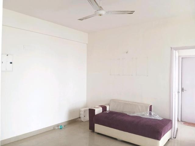 2 BHK Apartment in Sector 76 for resale Gurgaon. The reference number is 20869230