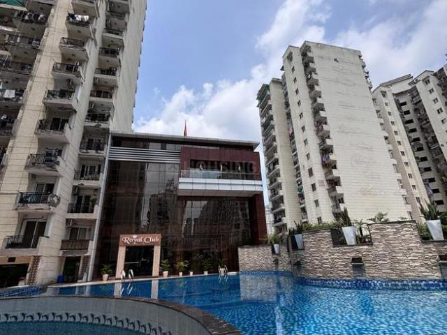 2 BHK Apartment in Sector 76 for resale Noida. The reference number is 20929277