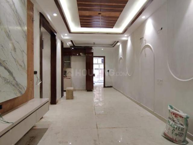 2 BHK Apartment in Sector 76 for resale Noida. The reference number is 20054773