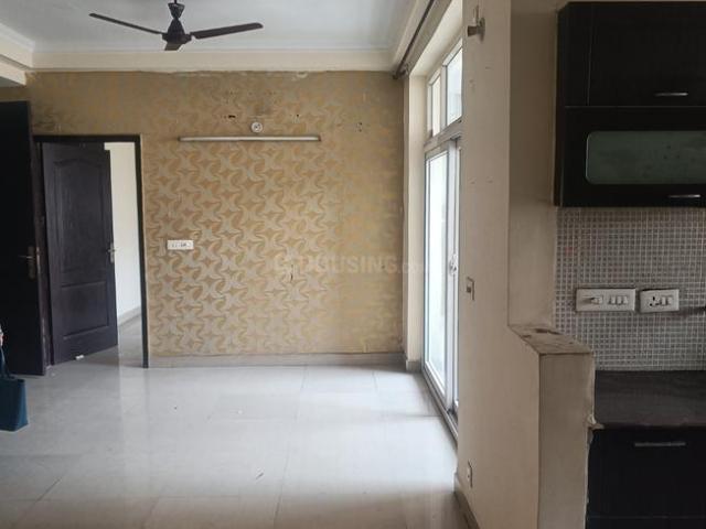 2 BHK Apartment in Sector 76 for resale Noida. The reference number is 6184964