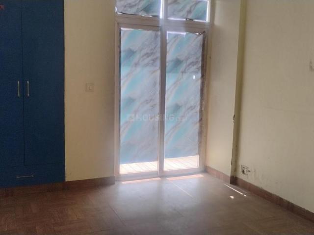 2 BHK Apartment in Sector 77 for rent Faridabad. The reference number is 20469169