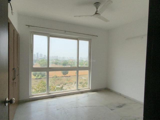 2 BHK Apartment in Sector 77 for resale Gurgaon. The reference number is 20468368