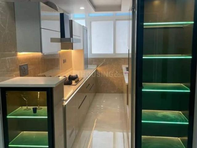 2 BHK Apartment in Sector 77 for resale Noida. The reference number is 19899427