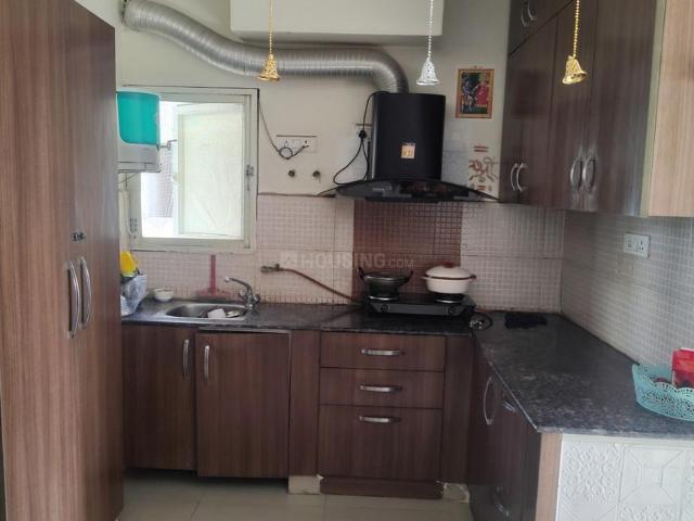 2 BHK Apartment in Sector 77 for resale Noida. The reference number is 19029069