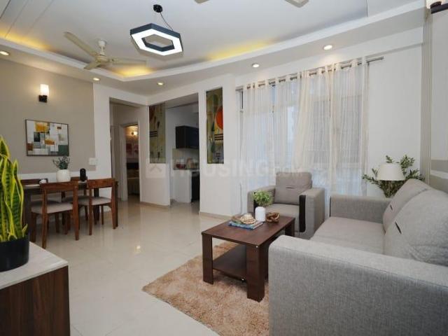 2 BHK Apartment in Sector 77 for resale Noida. The reference number is 20777986
