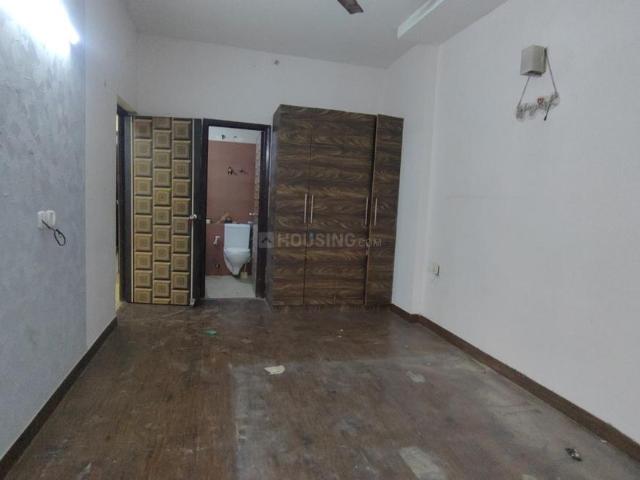 2 BHK Apartment in Sector 78 for rent Noida. The reference number is 20218409