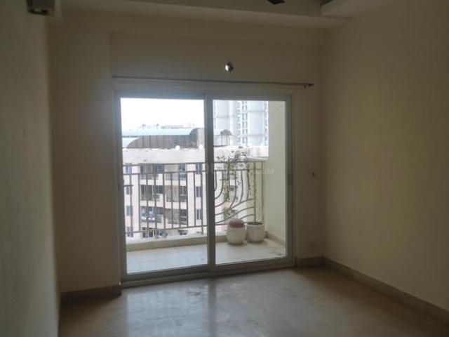 2 BHK Apartment in Sector 78 for rent Noida. The reference number is 20774235