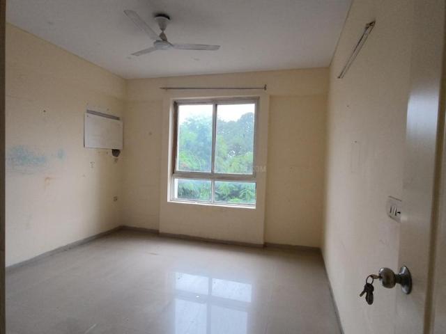 2 BHK Apartment in Sector 78 for resale Gurgaon. The reference number is 20686699