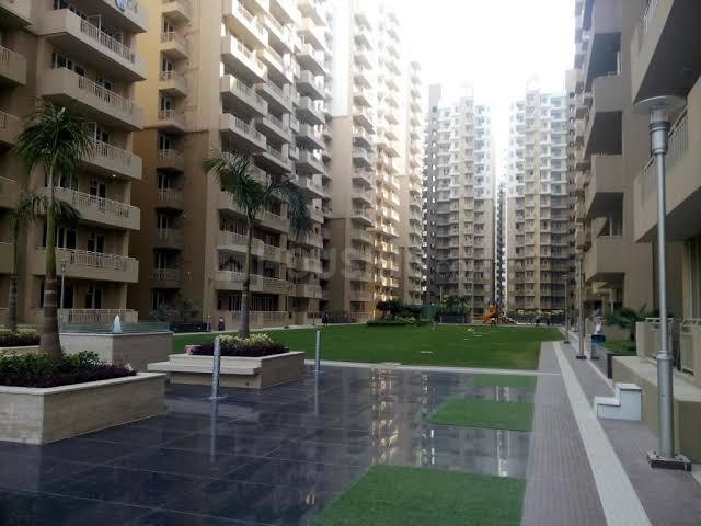 2 BHK Apartment in Sector 79 for resale Noida. The reference number is 14354943