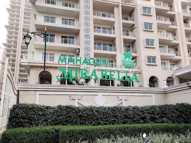 2 BHK Apartment in Sector 79 for resale Noida. The reference number is 19913016