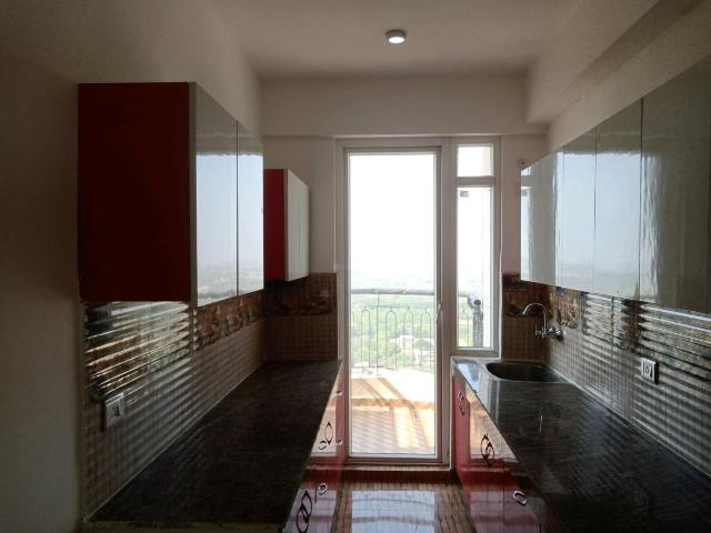 2 BHK Apartment in Sector 70 for resale Faridabad. The reference number is 8792178