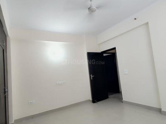2 BHK Apartment in Sector 70 for resale Noida. The reference number is 20414547