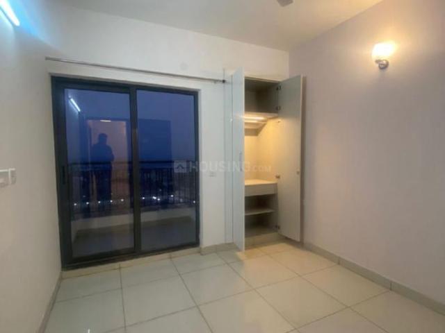 2 BHK Apartment in Sector 70 for resale Noida. The reference number is 20063025