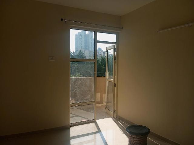 2 BHK Apartment in Sector 70A for rent Gurgaon. The reference number is 15884408