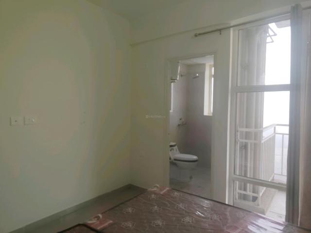 2 BHK Apartment in Sector 70A for rent Gurgaon. The reference number is 18339609