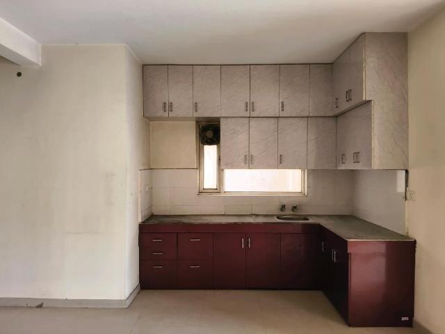 2 BHK Apartment in Sector 70A for rent Gurgaon. The reference number is 19032975