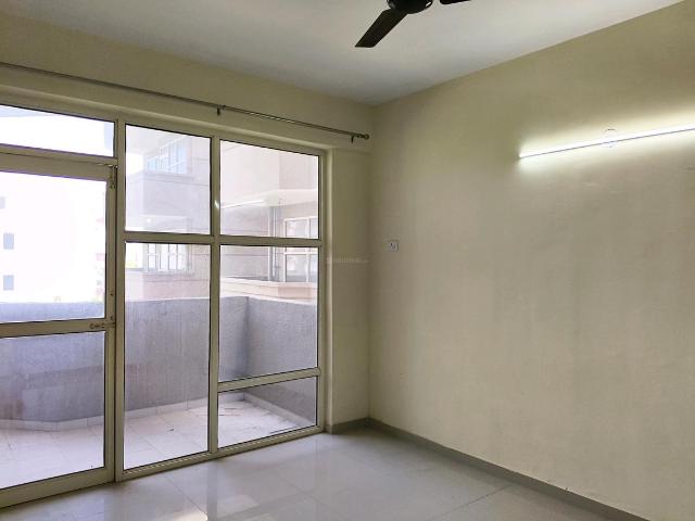 2 BHK Apartment in Sector 70A for rent Gurgaon. The reference number is 19409498