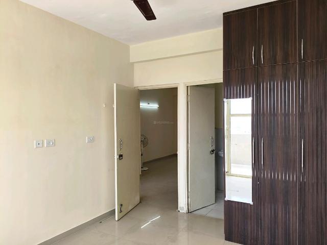 2 BHK Apartment in Sector 70A for rent Gurgaon. The reference number is 19410641