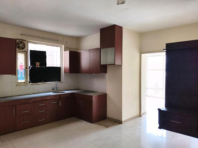 2 BHK Apartment in Sector 70A for rent Gurgaon. The reference number is 19900523
