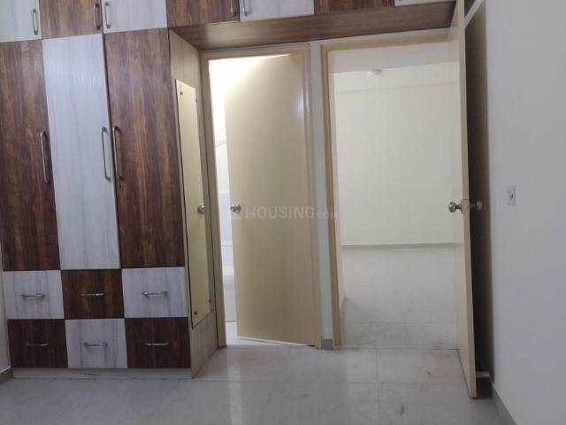 2 BHK Apartment in Sector 70A for rent Gurgaon. The reference number is 20140140