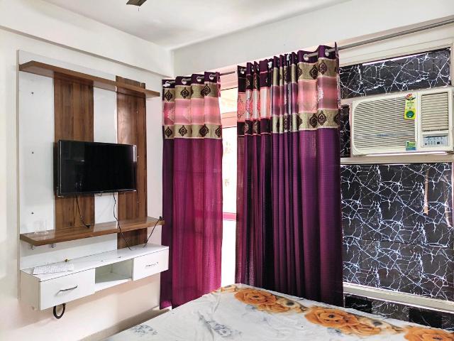 2 BHK Apartment in Sector 70A for rent Gurgaon. The reference number is 20595890