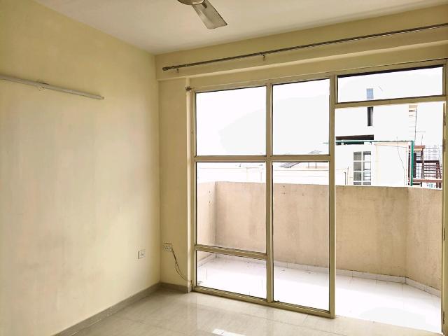 2 BHK Apartment in Sector 70A for rent Gurgaon. The reference number is 20726890