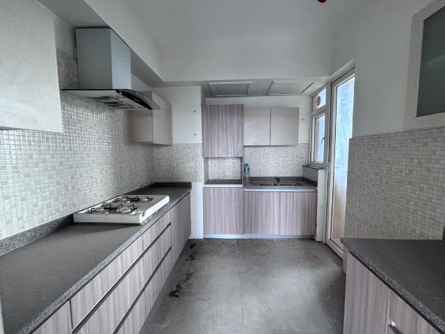 2 BHK Apartment in Sector 70A for rent Gurgaon. The reference number is 20765634