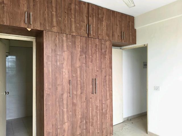 2 BHK Apartment in Sector 70A for rent Gurgaon. The reference number is 20775024