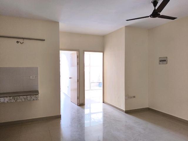 2 BHK Apartment in Sector 70A for rent Gurgaon. The reference number is 20775043