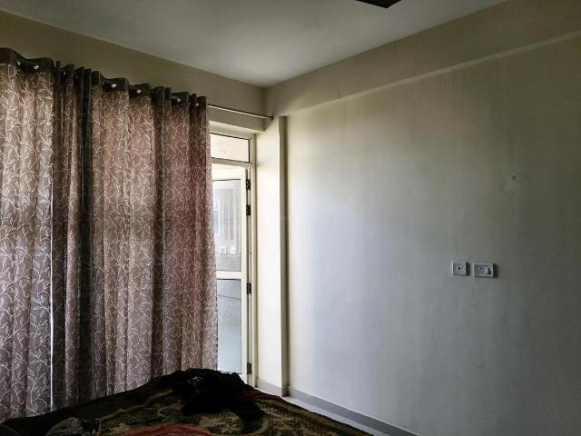 2 BHK Apartment in Sector 70A for resale Gurgaon. The reference number is 19424178