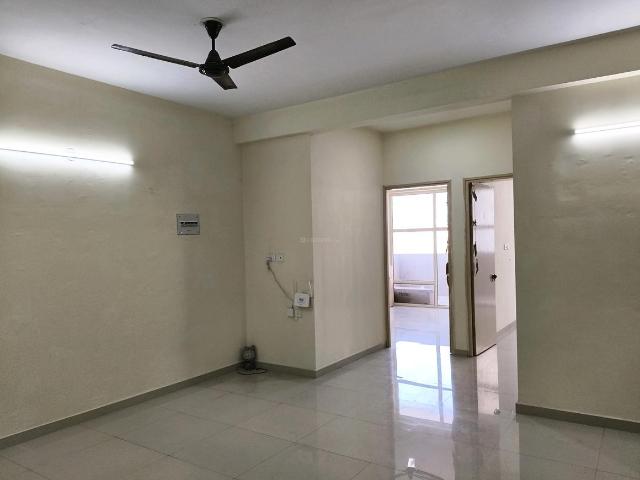 2 BHK Apartment in Sector 70A for resale Gurgaon. The reference number is 19432730