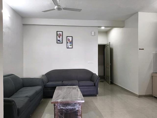 2 BHK Apartment in Sector 70A for resale Gurgaon. The reference number is 19460680