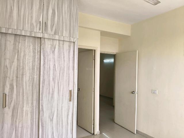 2 BHK Apartment in Sector 70A for resale Gurgaon. The reference number is 19652820