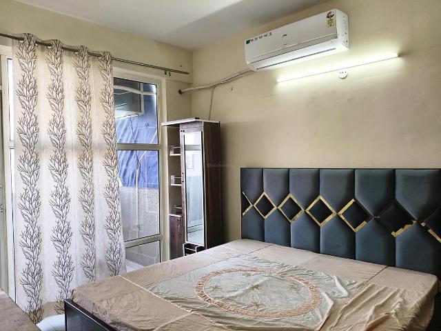2 BHK Apartment in Sector 70A for resale Gurgaon. The reference number is 19377716