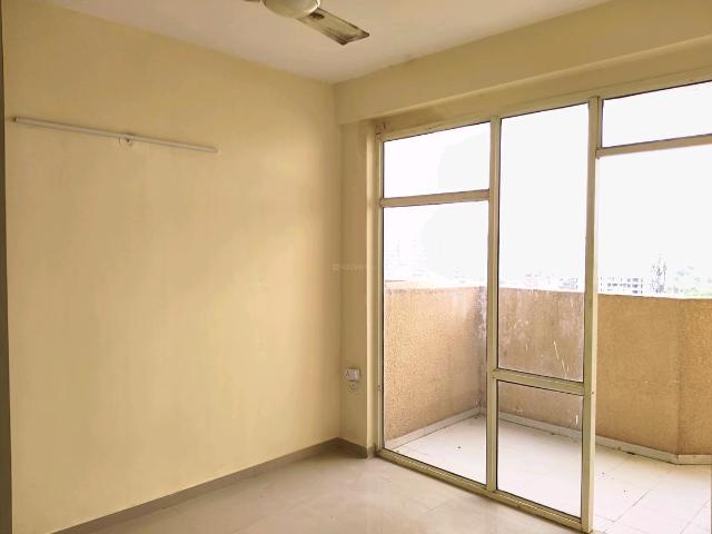 2 BHK Apartment in Sector 70A for resale Gurgaon. The reference number is 20775112